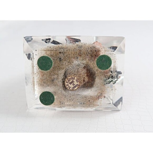 Vintage Retro Mod 1960s Lucite Acrylic Goose Prism Paperweight - Picture 2 of 5